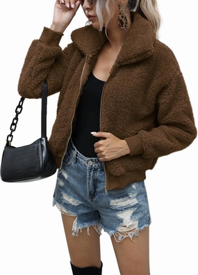 AKEWEI Women's Short Faux Fur Coat Casual Shaggy Jacket with Pockets Warm Winter Zip-Up Fluffy Outwear