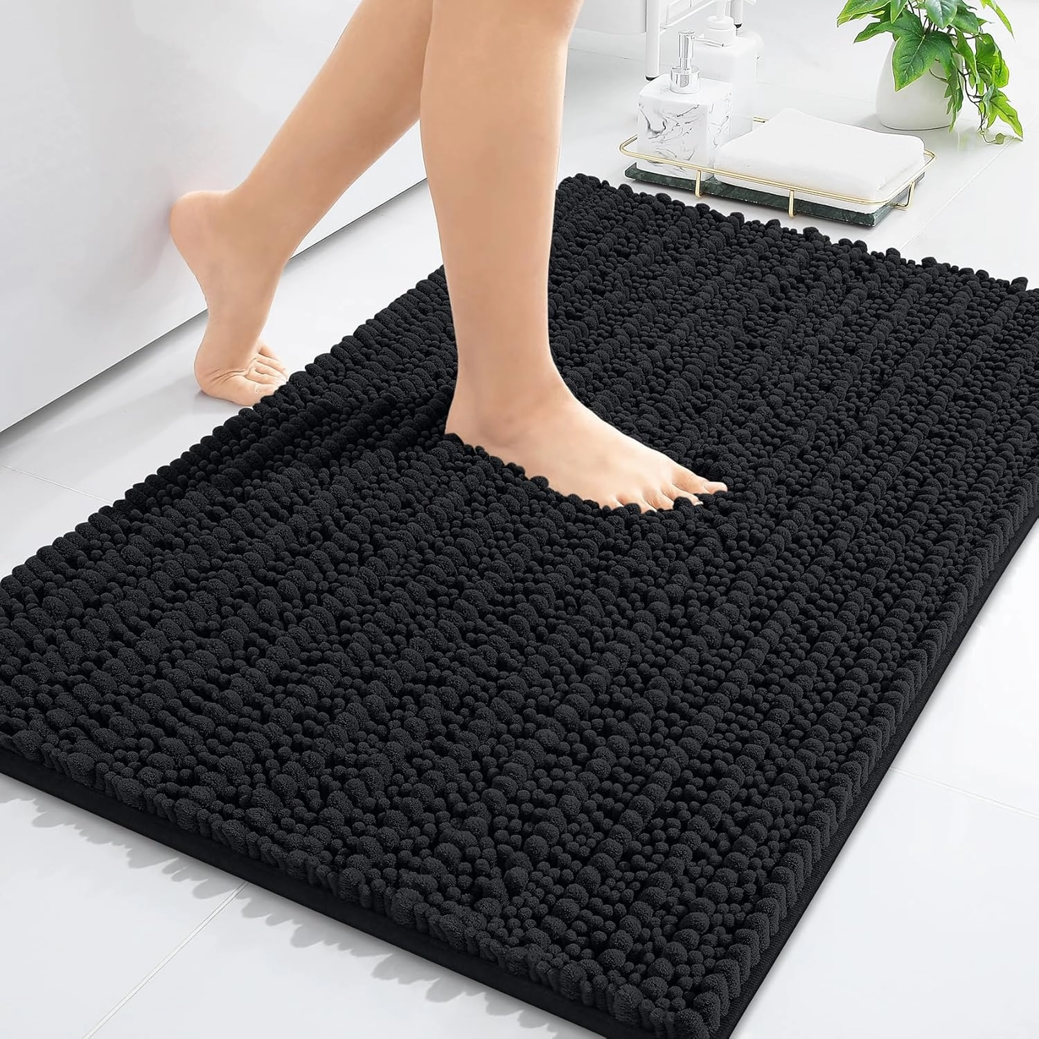 Arotive Luxury Chenille Bathroom Rug Mat, Extra Soft Thick Absorbent Shaggy Bath Rugs, Non-Slip Machine Wash Dry, Plush Bath Mats for Bathroom, Shower and Tub, 30x17, Black
