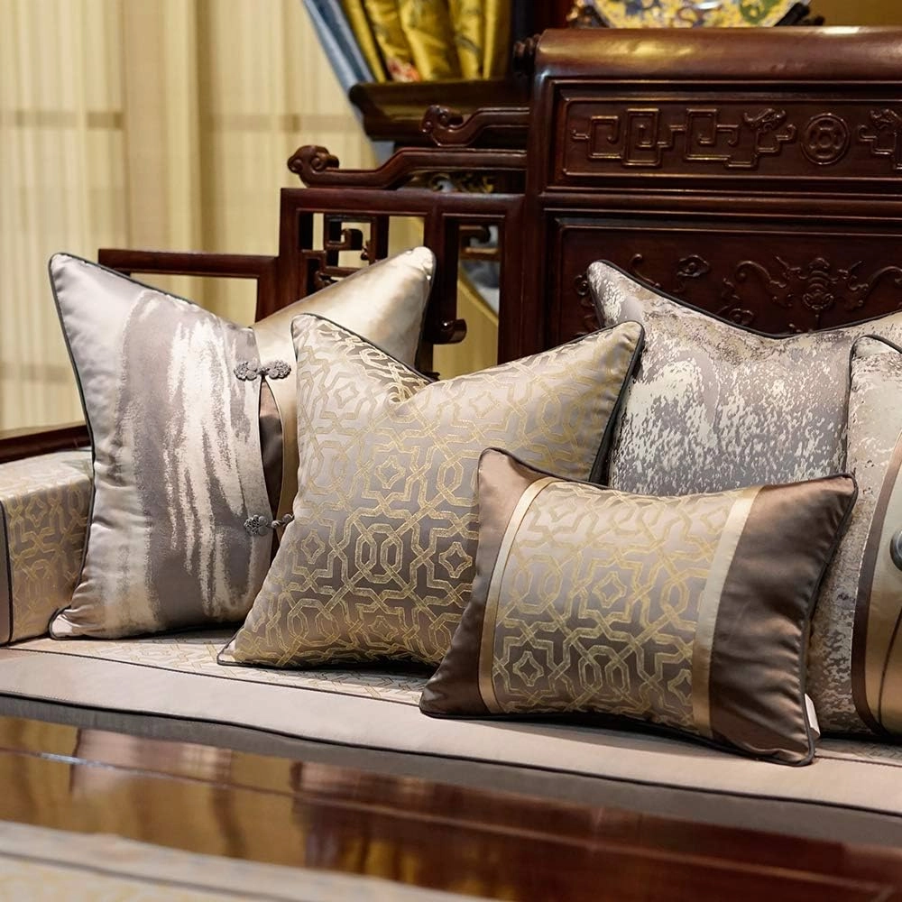 Avigers 24 x 24 Inches Chinese Style Grey Chain Cushion Cases Luxury Throw Pillow Covers Decorative Pillows for Couch Living Room Bedroom Car 60 x 60cm