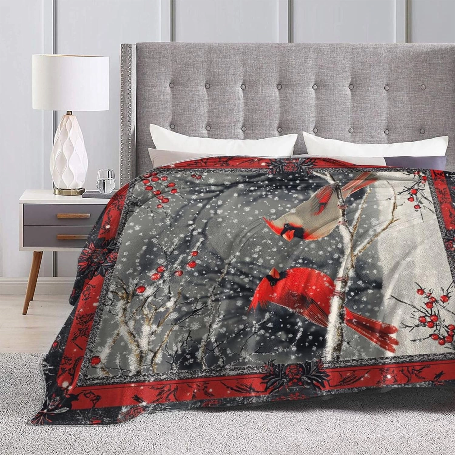 Cardinal Blanket Red Berry Fleece Throw Blanket Super Soft Warm Cozy Fuzzy Plush Bird Blanket Gifts for Girls Boys Kids Room Christmas Decor 40"X50"
