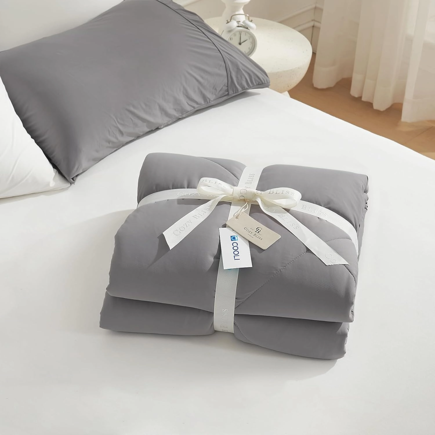 Cozy Bliss Cooling Comforter King Size, Cooling Blankets for Hot Sleepers and Night Sweats,Dark Light Gray Summer Comforter for King Size Bed, Breathable Soft Lightweight Silk Smooth