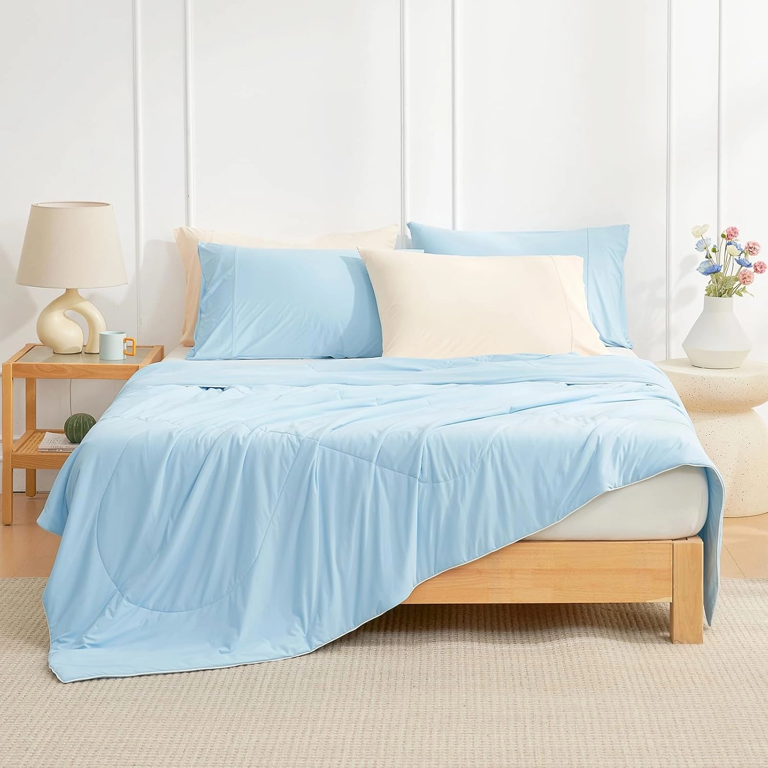 Cozy Bliss Cooling Comforter Queen Size, Cooling Blankets for Hot Sleepers and Night Sweats, Sky Blue Summer Comforter for Queen Size Bed, Breathable Soft Lightweight Silk Smooth