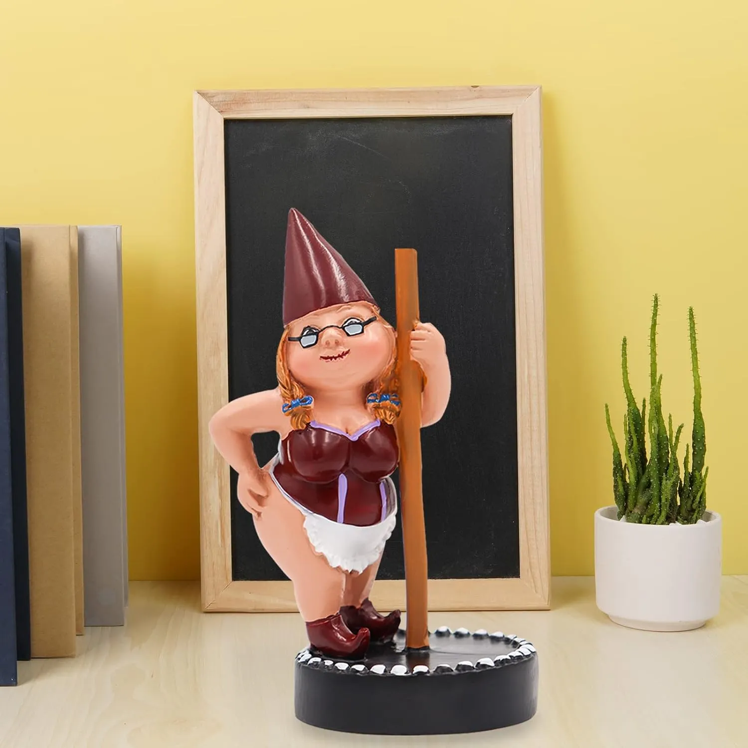 Dnoifne Pole Dancing Gnome Statue, Resin Garden Statues, Funny Outdoor Figure, Creative Spring Decoration, Dance Gnome, Lady Statue (Red)