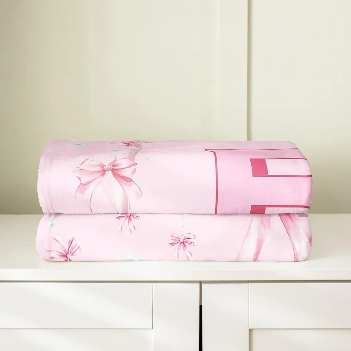 Erosebridal Alphabet B Twin 60x80 Inch, Girls Butterfly Bowknot Flannel Blanket Pink Round Bow Knot Tie Fleece Throw Blanket Women Kids Pearl Princess Theme Bedroom Decor Warm