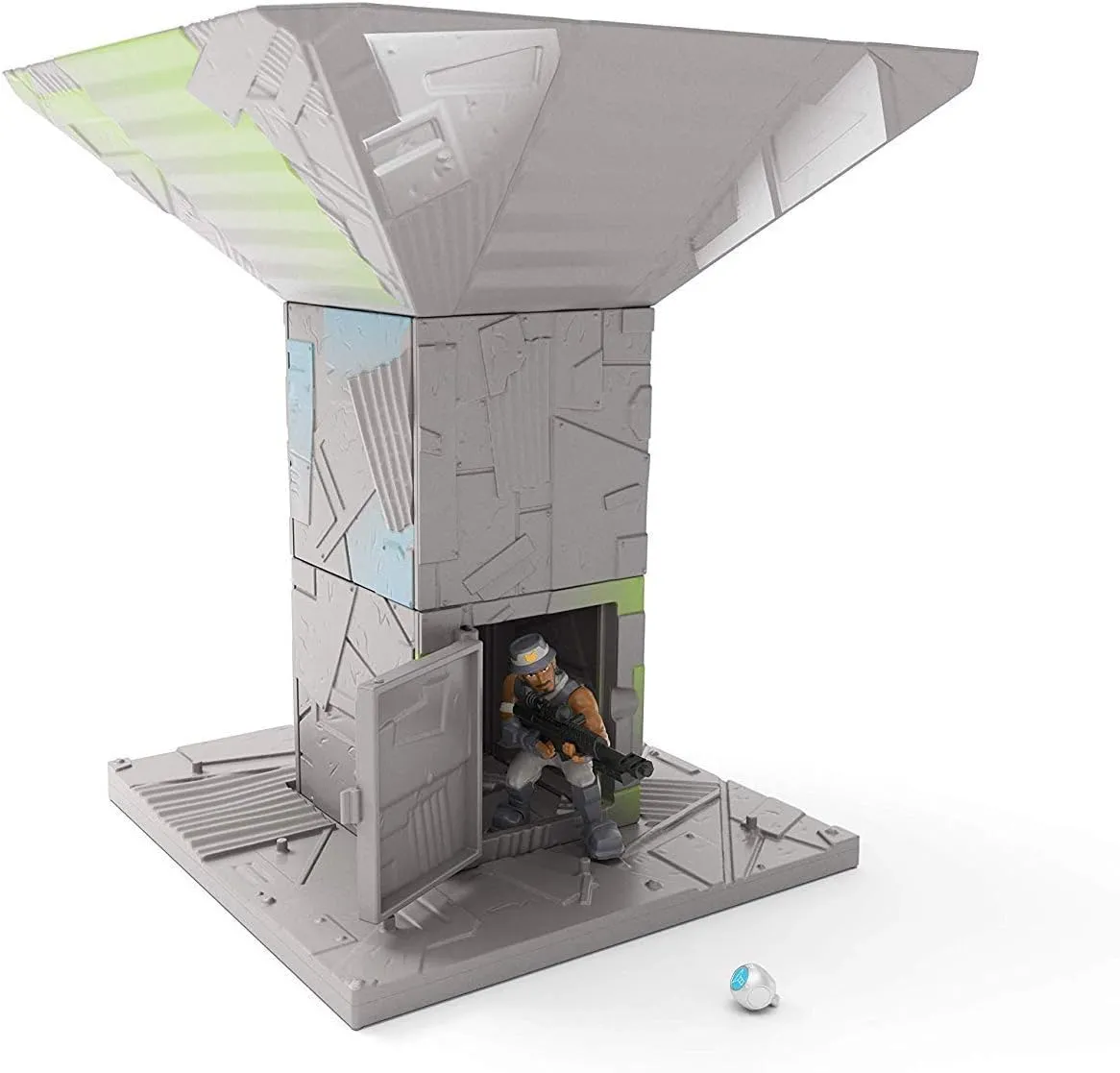 FORTNITE Battle Royale Collection: Port-A-Fort Playset & Infiltrator Figure