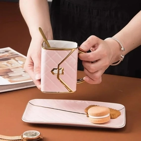 Handbag Shaped Coffee Mug Creative Ceramic Elegant Coffee Cup Set with Spoon and Saucer Unusual Dessert Milk Mugs Drinkware Gift