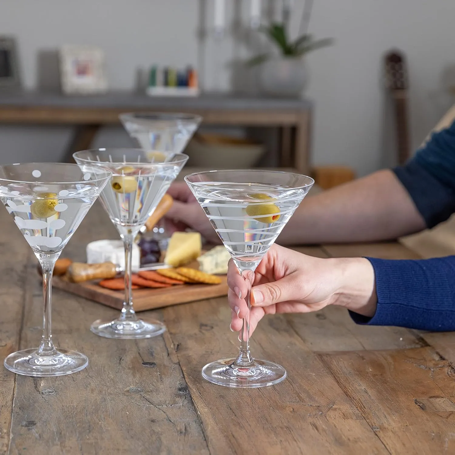 Mikasa, Silver Set of 4 Cheers Crystal Martini Cocktail Glasses, Model:5159319