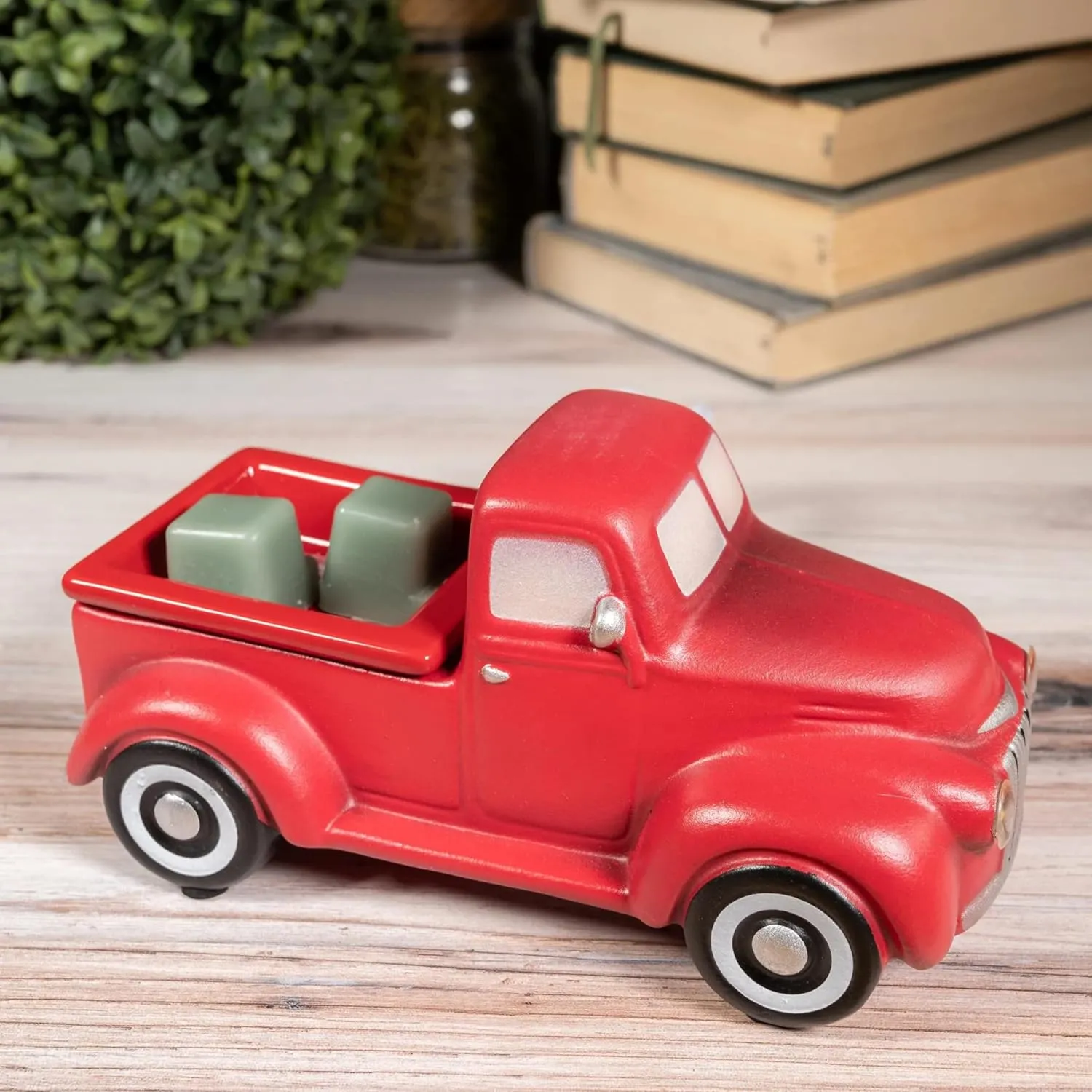 Scentsationals Christmas Wax Warmer, Wax Melt Warmer for Scented Wax Melts - Truck Collection Red Truck - Candle Wax Melter for Fragrance Cubes and Tarts
