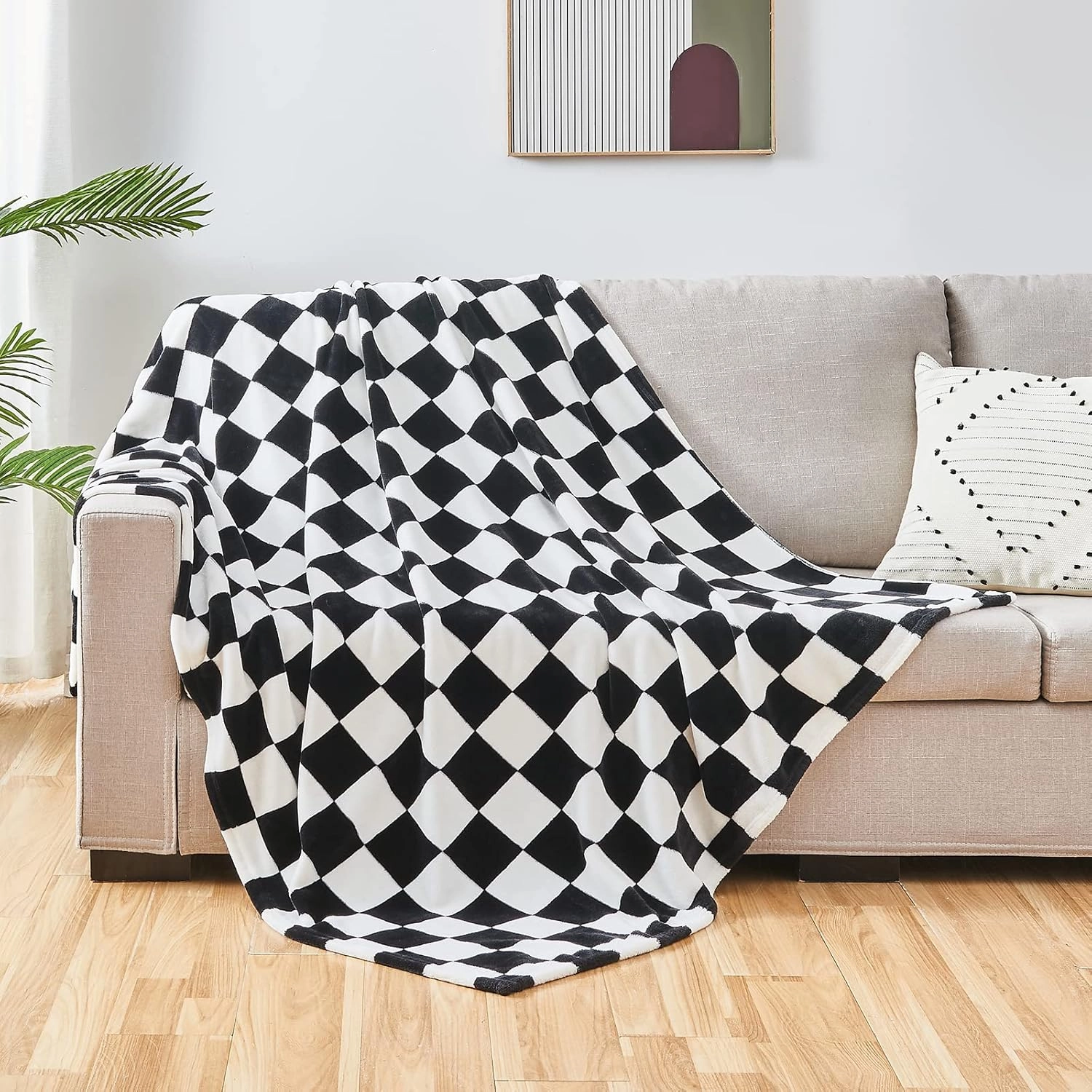 SOCHOW Checkered Flannel Throw Blanket, Soft Cozy Checkerboard Grid Pattern Fleece Blanket for Couch Bed Sofa, Black 50 x 60 Inches